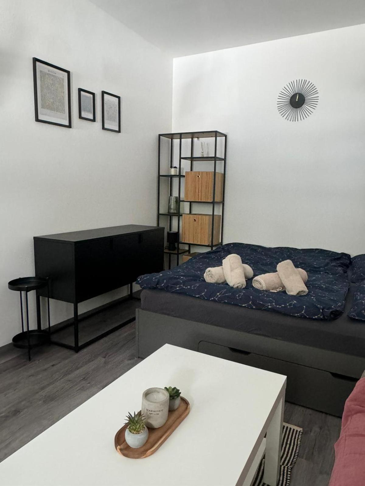Hobiti Apartman - Sam Rathschlag Buitenkant foto
