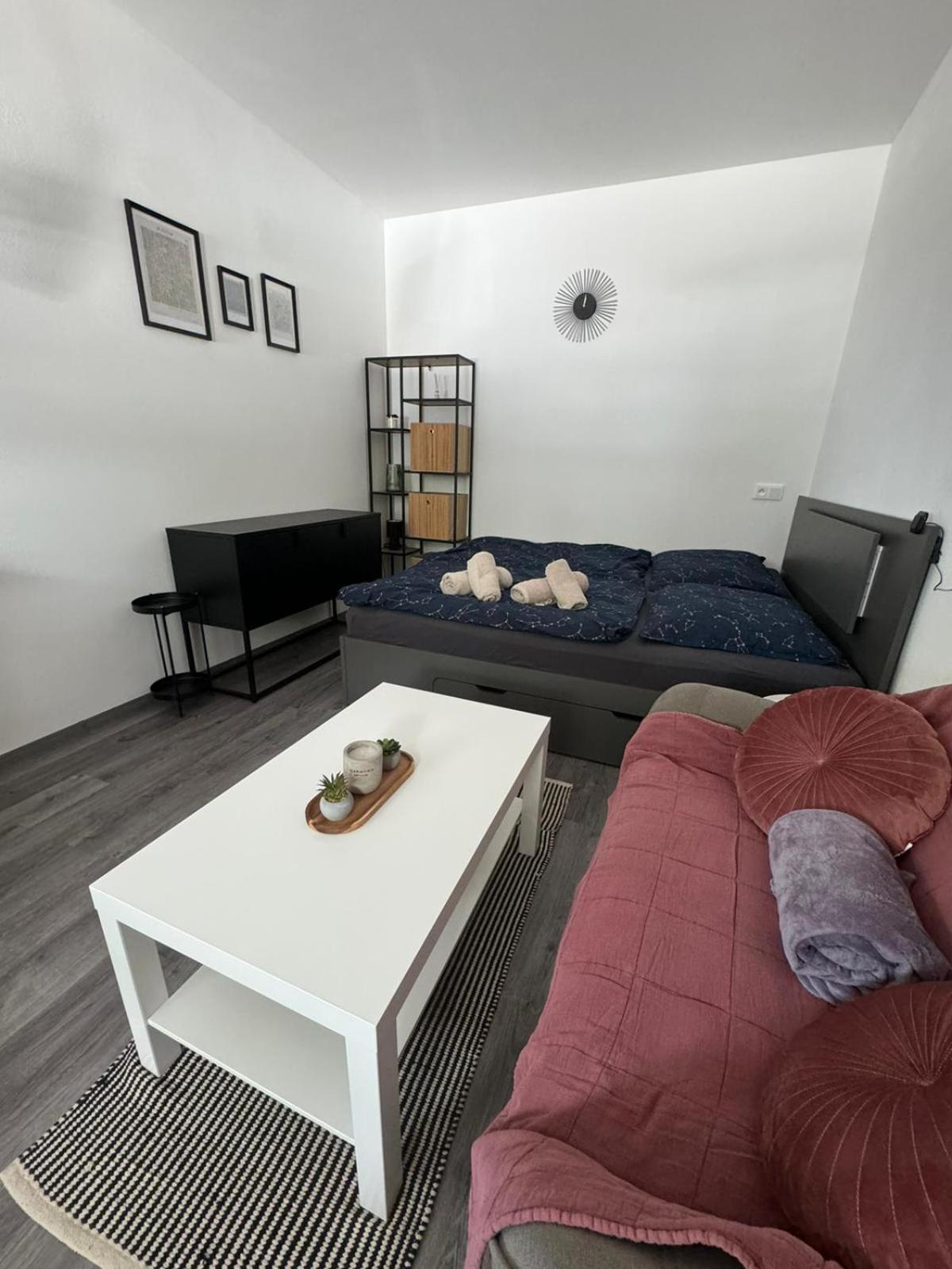 Hobiti Apartman - Sam Rathschlag Buitenkant foto