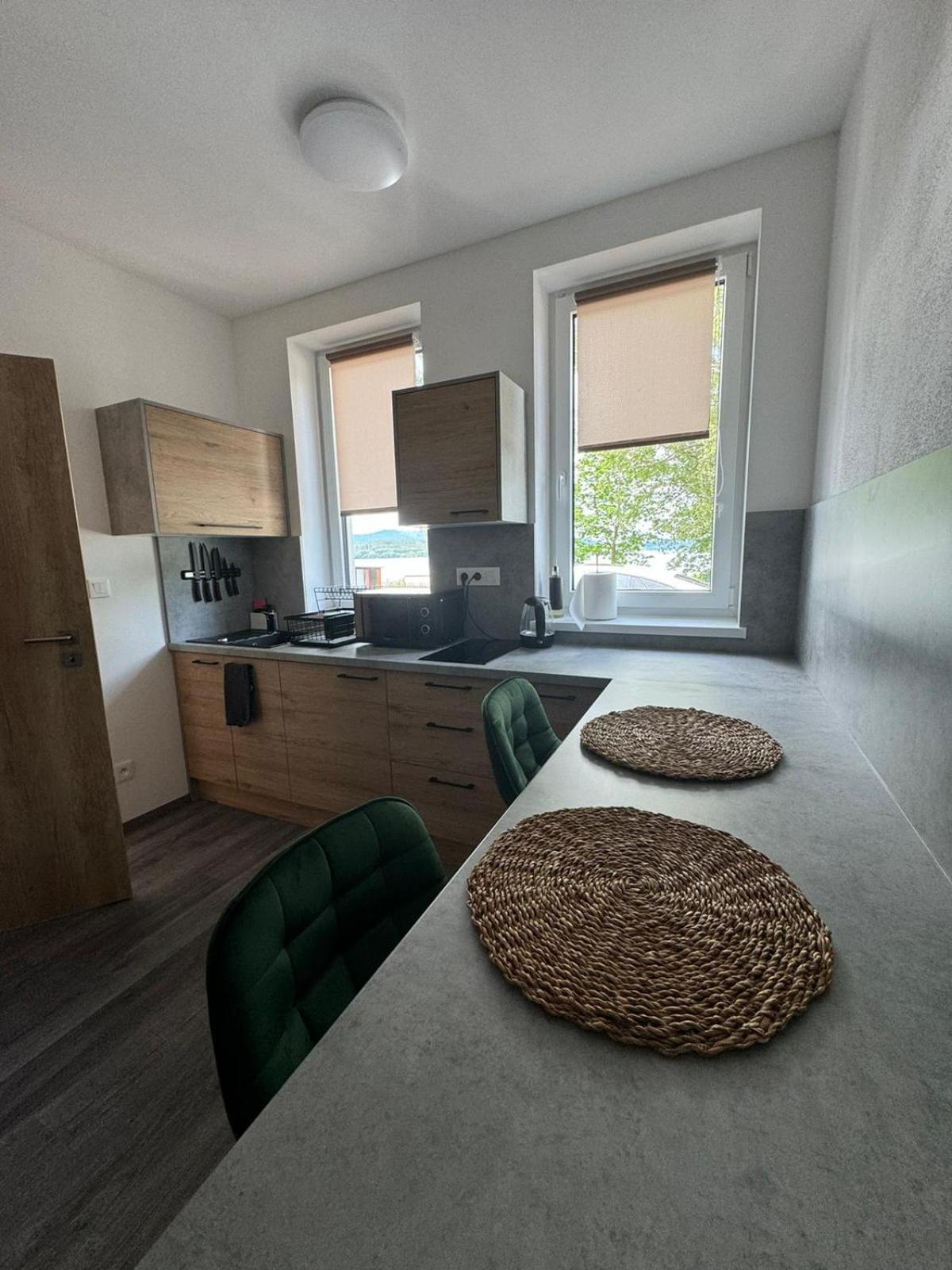 Hobiti Apartman - Sam Rathschlag Buitenkant foto